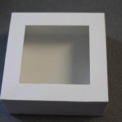 Kremke Soul Wool Schachtel mit Sichtfenster weiß 17 x 17 x 7,7 cm