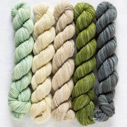 Manos del Uruguay Fino minis kit Hand dyed Ophelia