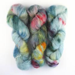 Cowgirl Blues Fluffy Mohair Gradient 100g Teint à la main Shoop Shoop