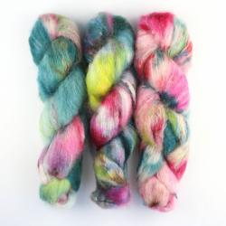 Cowgirl Blues Fluffy Mohair Gradient 100g Teint à la main Queen of Pop