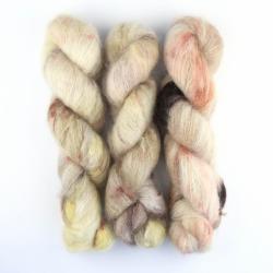 Cowgirl Blues Fluffy Mohair Gradient 100g Teint à la main Memory