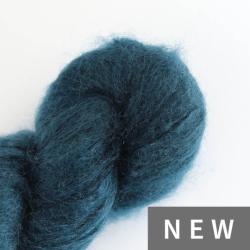 Cowgirl Blues Fluffy Mohair Unie Teint à la main Cape Storm