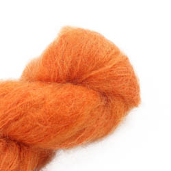 Cowgirl Blues Fluffy Mohair Solids Håndfarvet 42-Carrot Juice