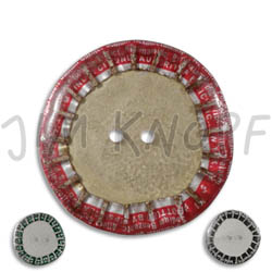 Jim Knopf Button from recycled crown cap 28mm Innen graubeige außen unterschiedlich