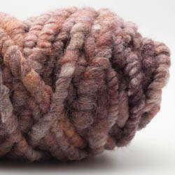 Kremke Soul Wool RUGby Teppichwolle gefärbt Rosa-Rost meliert