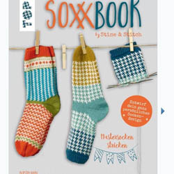 div. Buchverlage Soxx Book by Stine & Stitch Deutsch