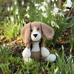 TOFT Lola der Beagle Häkelset Lola Beagle