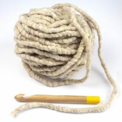 div. Zubehörhändler Crochet Hook made from birch wood