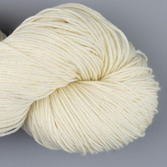 Kremke Soul Wool MUSYA sock yarn with cashmere undyed Natur