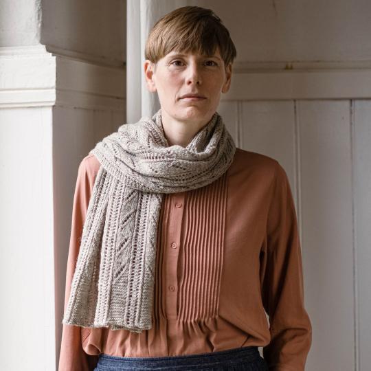 Erika Knight Anleitung Arun Schal deutsch