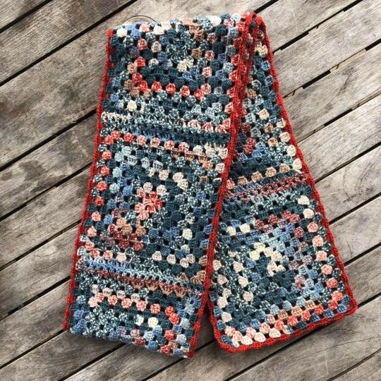 Arne & Carlos Anleitung Anja CROCHET SCARF englisch