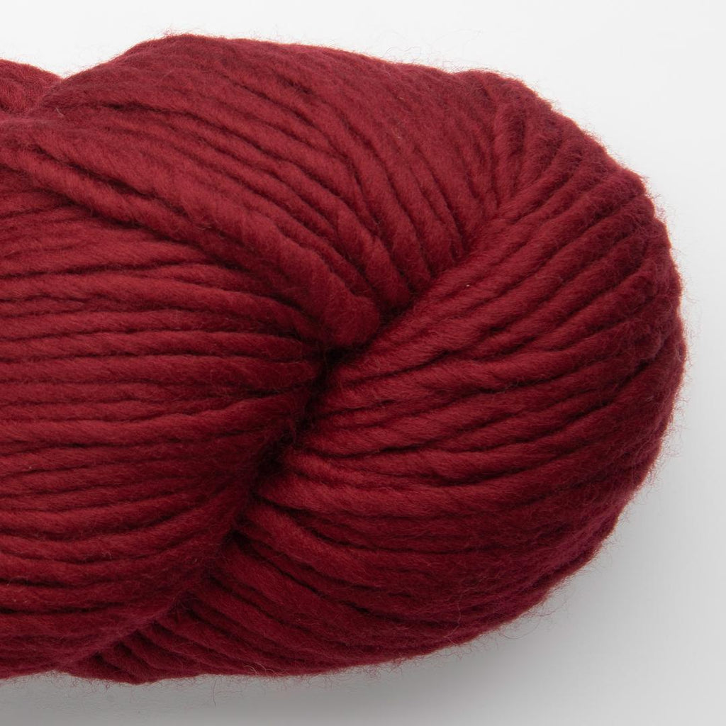 Yana FINE Highland Wool 200g Sale Colors