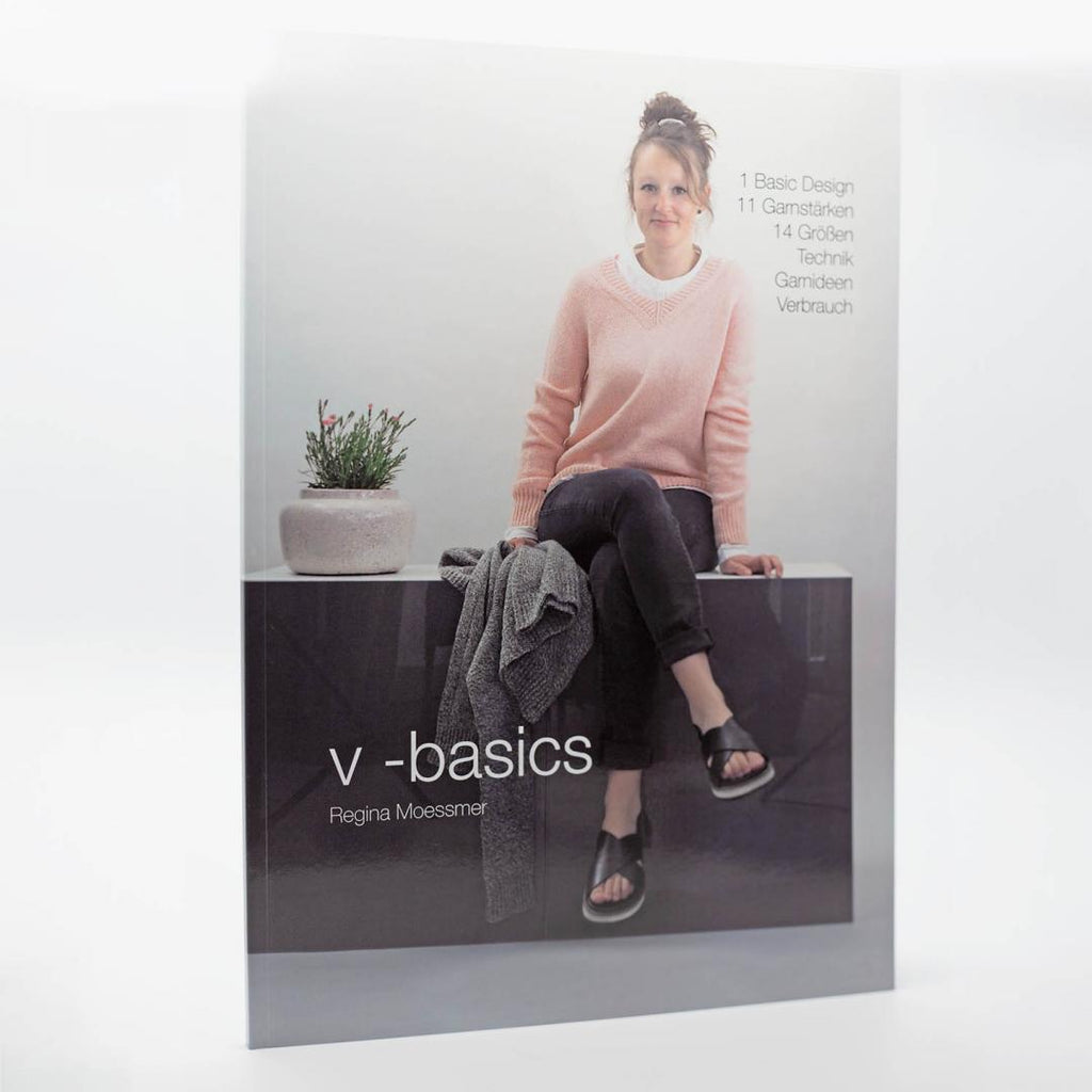 Anleitungsbuch V-Basics Pullover by Regina Moessmer