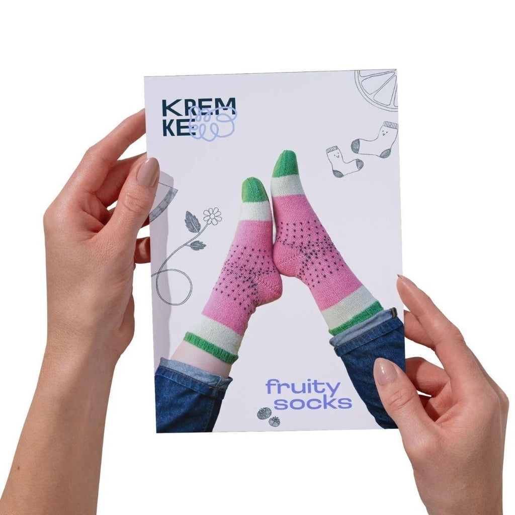 Strickset Erdbeersocken