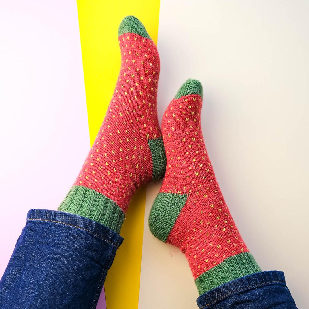 Strickset Erdbeersocken