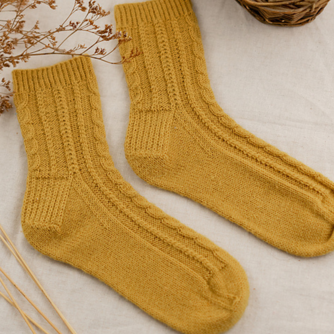 Strickset perfektes Paar Socken mit Edelweiss