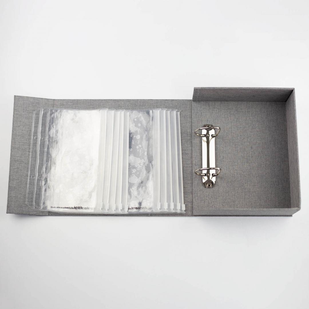 Needle Garage with Zipper Bags