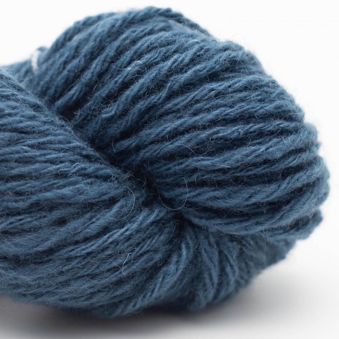 Smooth Sartuul Sheep Wool 4-ply ARAN handgesponnen