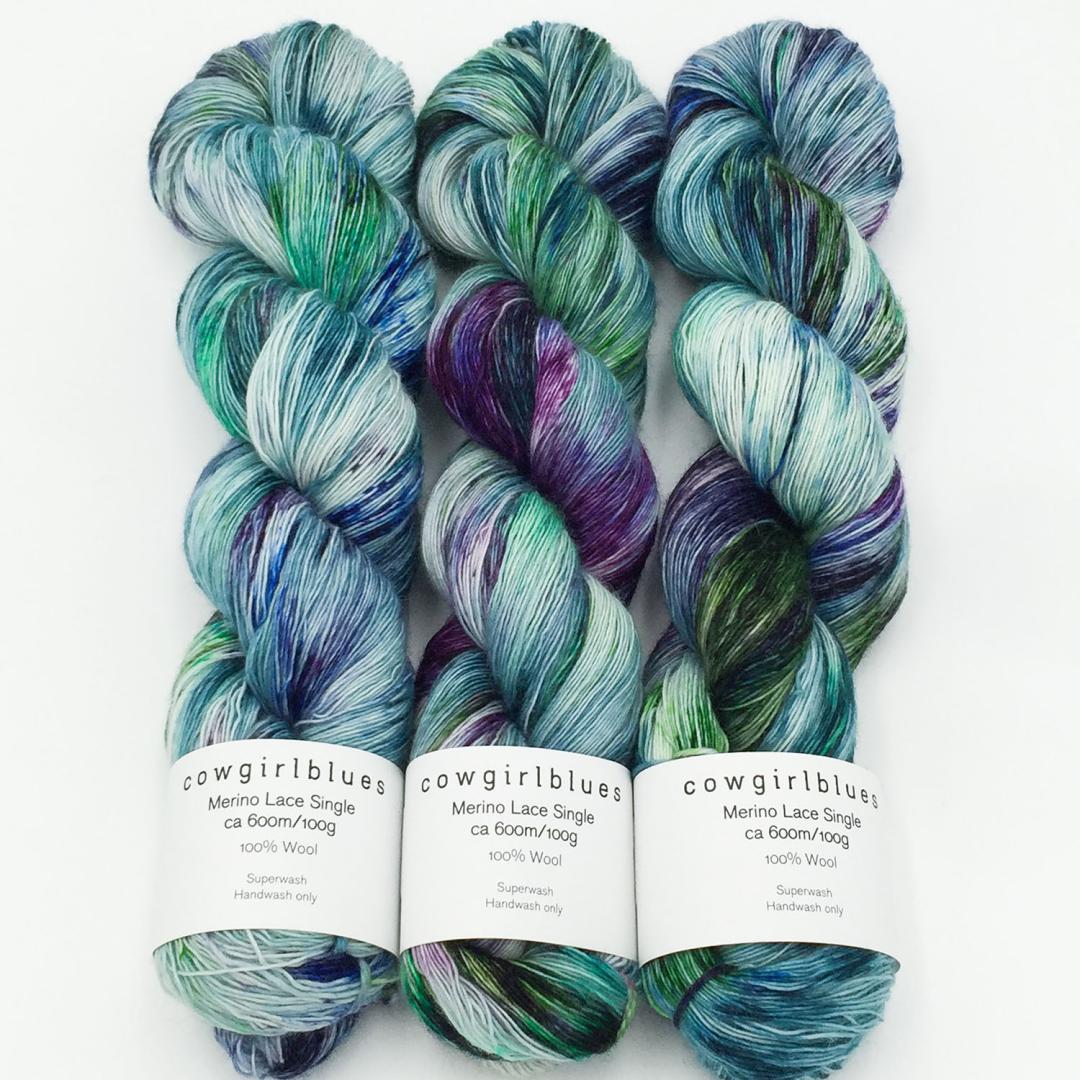 Merino SINGLE LACE gradient hand-dyed