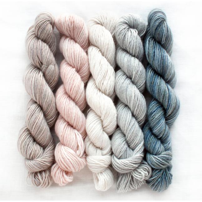 Fino Minis Strickset für Schal & Loop handgefärbt