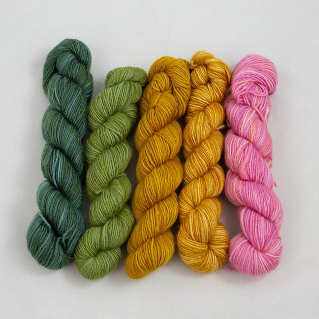 Fino Minis Strickset für Schal & Loop handgefärbt