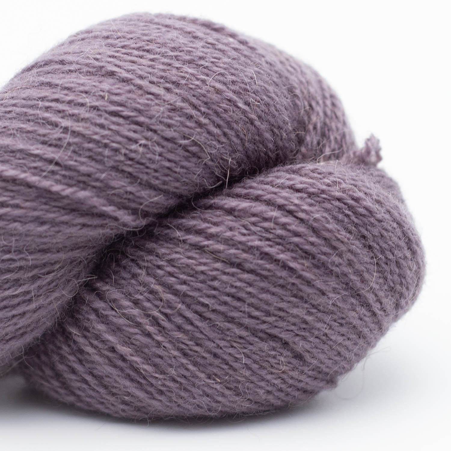 Dry Desert Camel 2-ply LIGHT fingering handgesponnen
