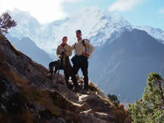 Mein Mann und ich im Herbst 2009 im Himalaya, auf der Suche nach Baby-Yak-Wolllieferanten. 